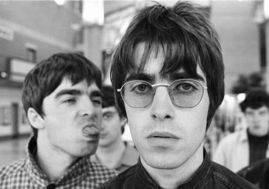 Escucha y descarga gratis la canción Wonderwall de Oasis